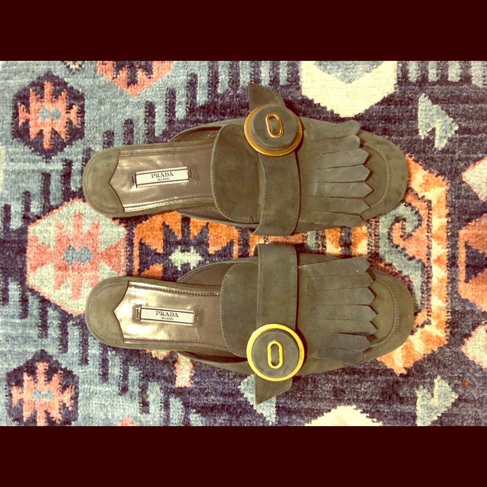 PRADA LOAFERS SLIP-ONS SIZE 40 GREY